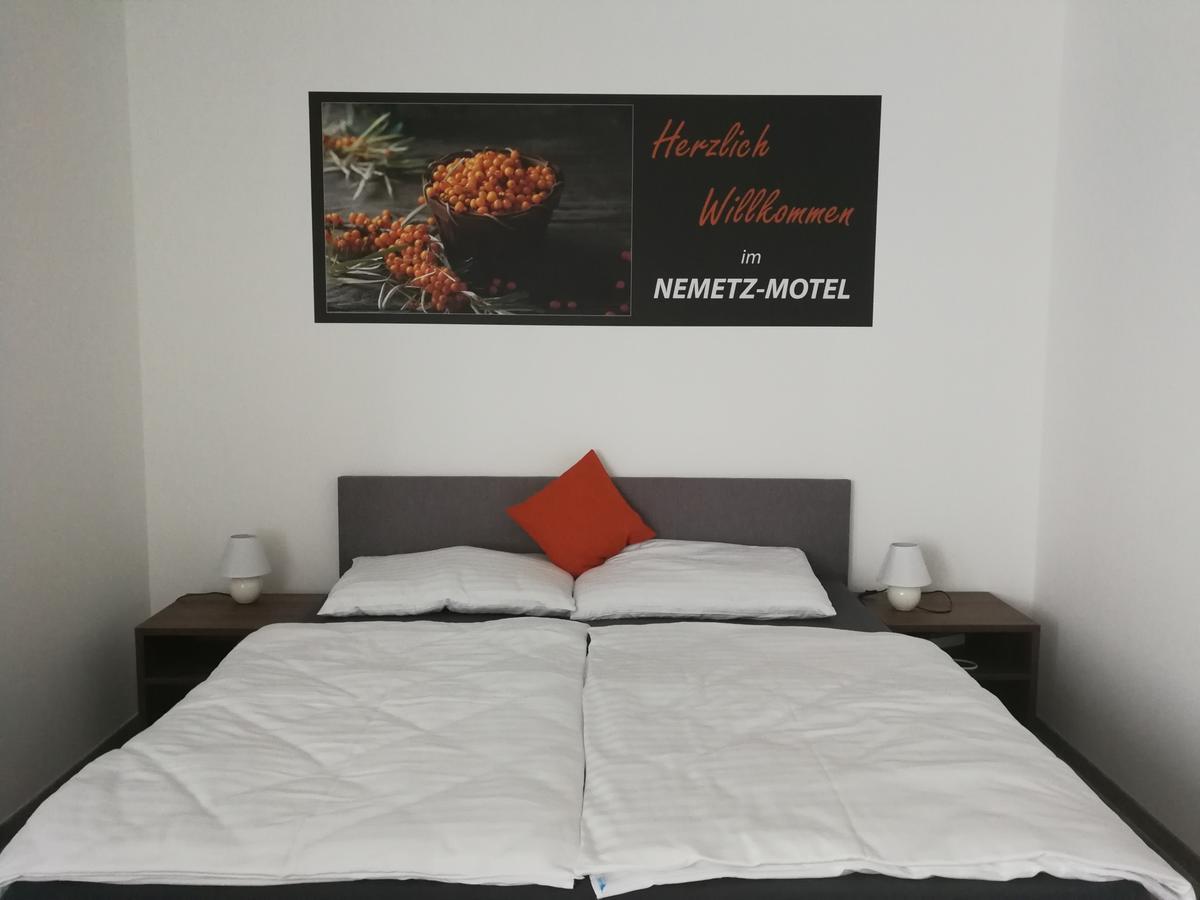 Nemetz-Motel Boheimkirchen Exterior photo